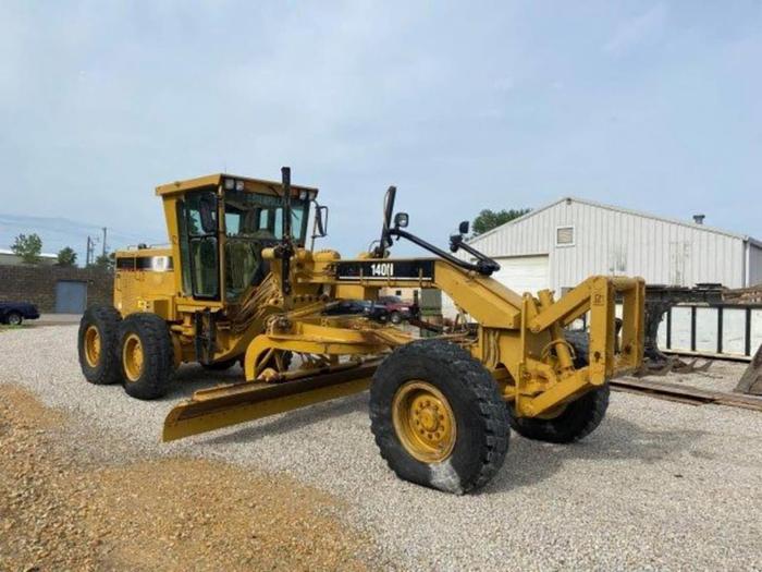 Used 1996 CATERPILLAR 140H - MOTOR GRADERS