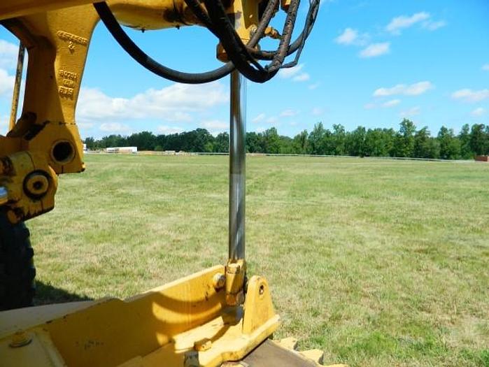 Used CHAMPION 710A - MOTOR GRADERS