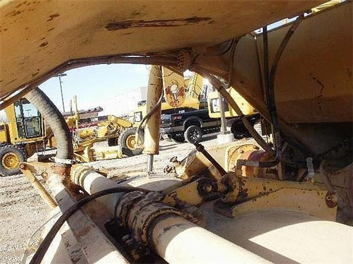 Used 1990 CATERPILLAR RR-250  - ROAD RECLAIMER OFF