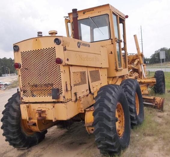 Used 1984 CHAMPION 715A - MOTOR GRADERS