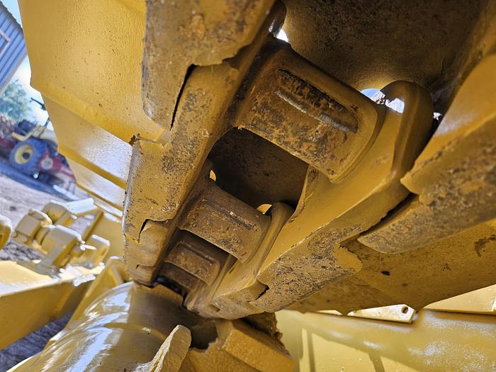 Used 2001 CATERPILLAR D8R - CRAWLER TRACTORS