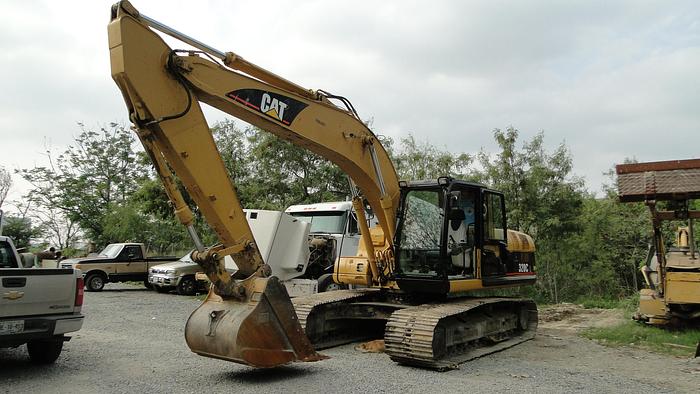Used 2006 CATERPILLAR 320CL - EXCAVATORS