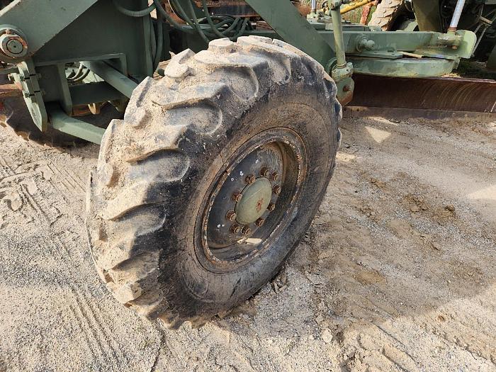 Used 1985 CATERPILLAR 130G - MOTOR GRADERS