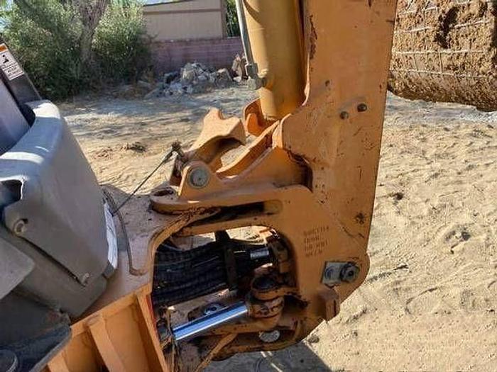 Used 2001 CASE 580SM - BACKHOES