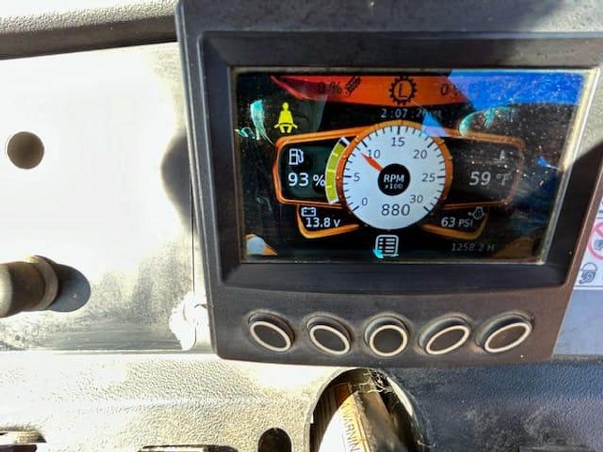 Used 2013 DITCH WITCH RT115 - TRENCHERS