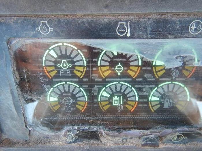 Used 2011 CATERPILLAR PM201(COLD PLANER) - PAVING EQUIPMENT