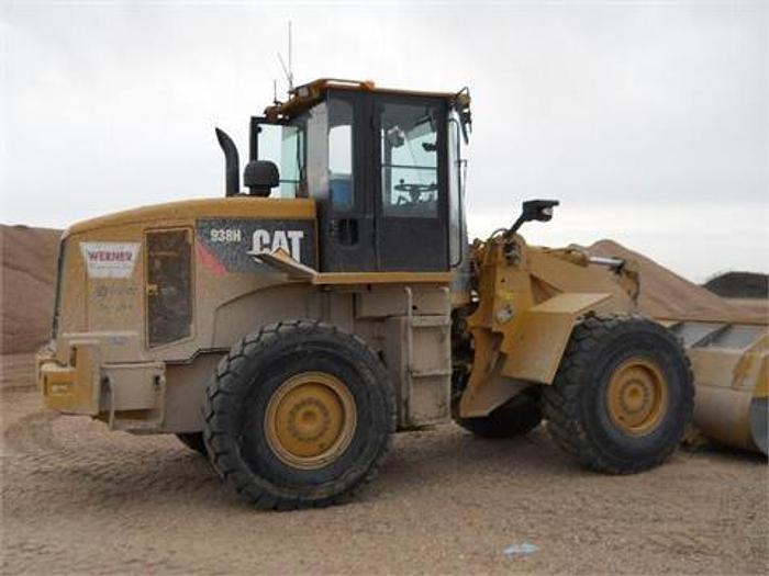Used 2011 CATERPILLAR 938H - WHEEL LOADERS