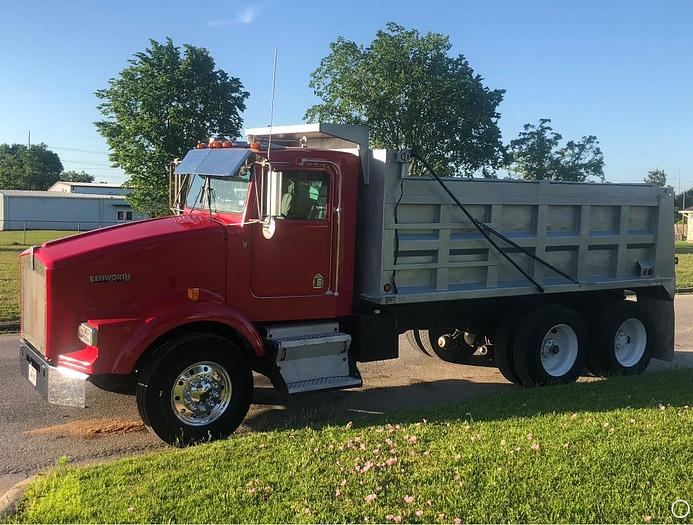 Used 2000 KENWORTH T800 - DUMP TRUCK