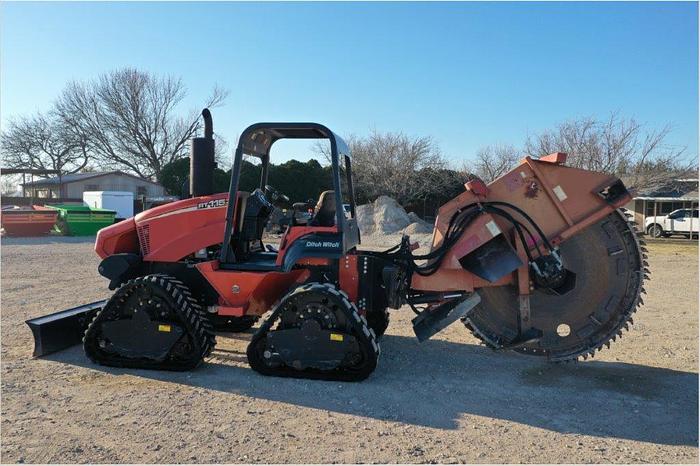 Used 2013 DITCH WITCH RT115 - TRENCHERS
