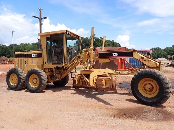 Used 2001 CATERPILLAR 12H - MOTOR GRADERS