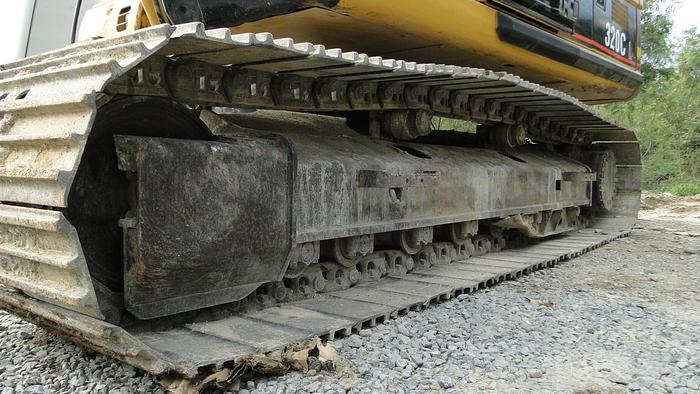 Used 2006 CATERPILLAR 320CL - EXCAVATORS