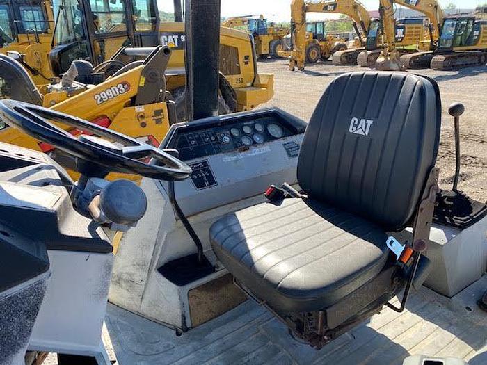 Used 1993 CATERPILLAR 446B - BACKHOES