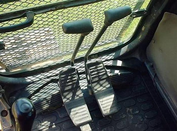 Used 2001 KOMATSU PC200LC6 - EXCAVATORS