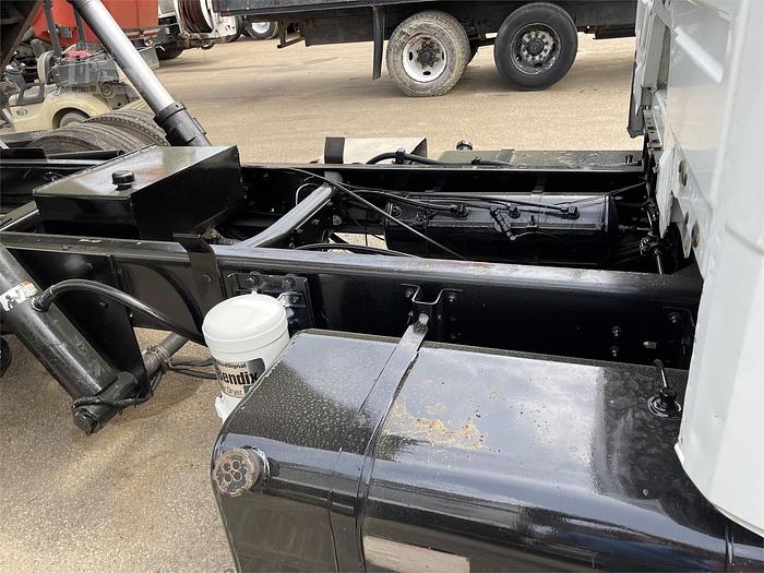 Used 1999 FREIGHTLINER FL70  - DUMP TRUCK