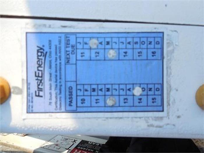 Used 1999 INTERNATIONAL 4900 - BUCKET TRUCK OR BOOM TRUCKS