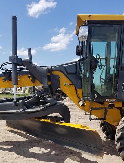 Used 2005 JOHN DEERE 672CH - MOTOR GRADERS