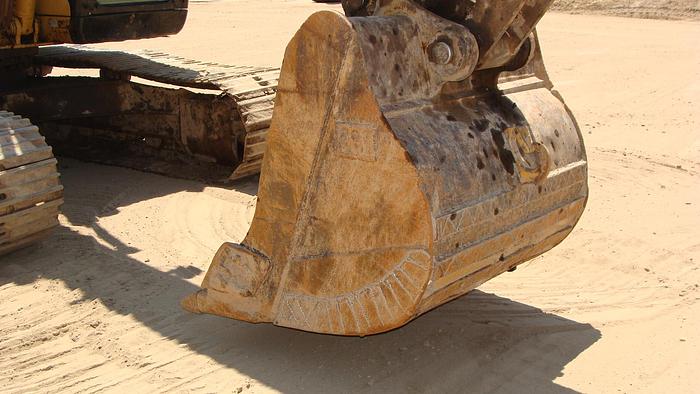 Used 2001 CATERPILLAR 320C L - EXCAVATORS