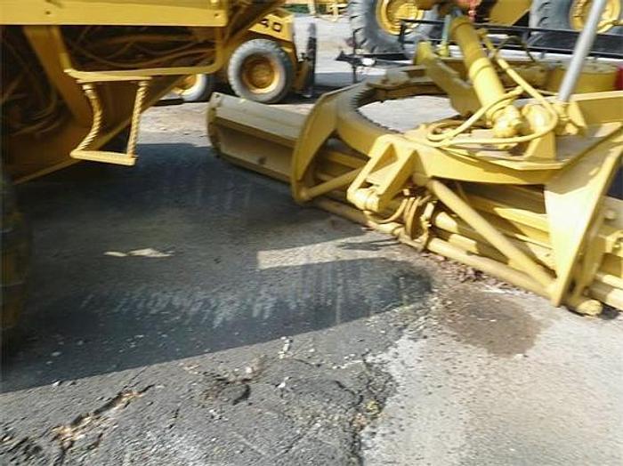 Used CATERPILLAR 12G - MOTOR GRADERS