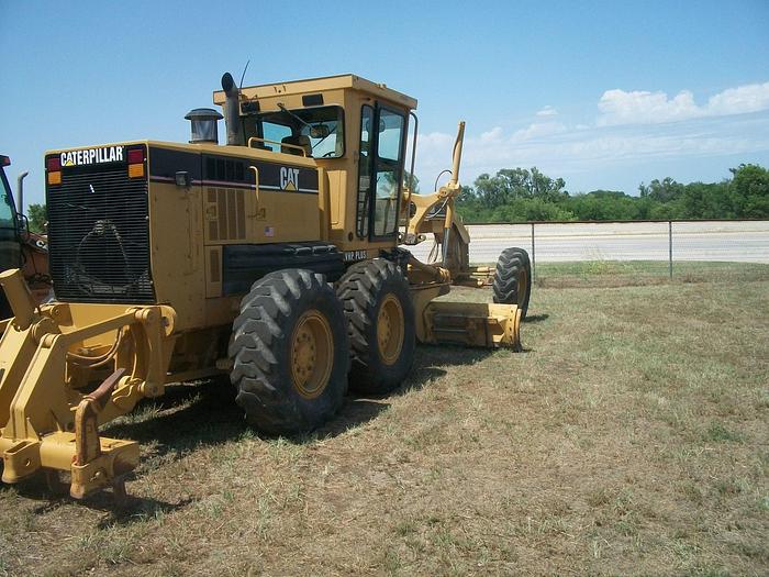 Used 1997 CATERPILLAR 140H - MOTOR GRADERS