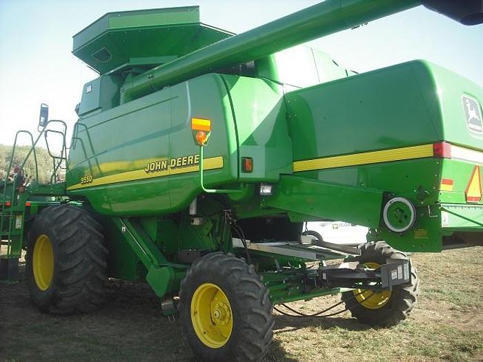 Used 2002 JOHN DEERE 9550 - COMBINES