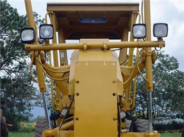 Used 2002 CATERPILLAR 140H - MOTOR GRADERS