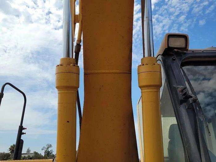 Used 2006 CATERPILLAR 320C - EXCAVATORS