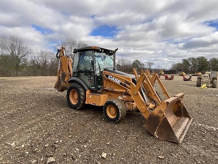 Used 2011 CASE 580 N - BACKHOES