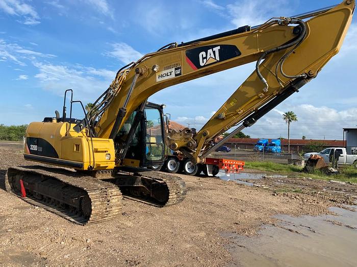 Used 2011 CATERPILLAR 320D LRR - EXCAVATORS