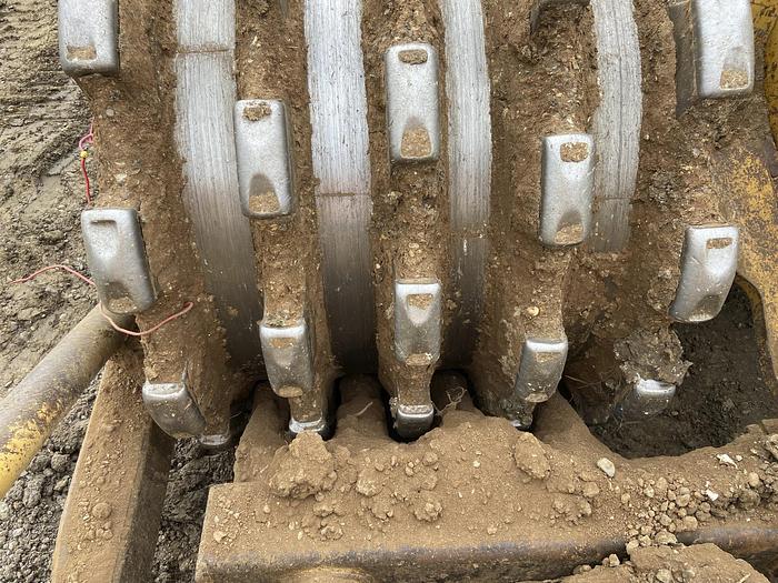 Used 1998 CATERPILLAR 815F - COMPACTORS