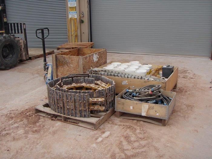 Used 2003 CATERPILLAR PM565B(8GS,COLD PLANER) - PAVING EQUIPMENT