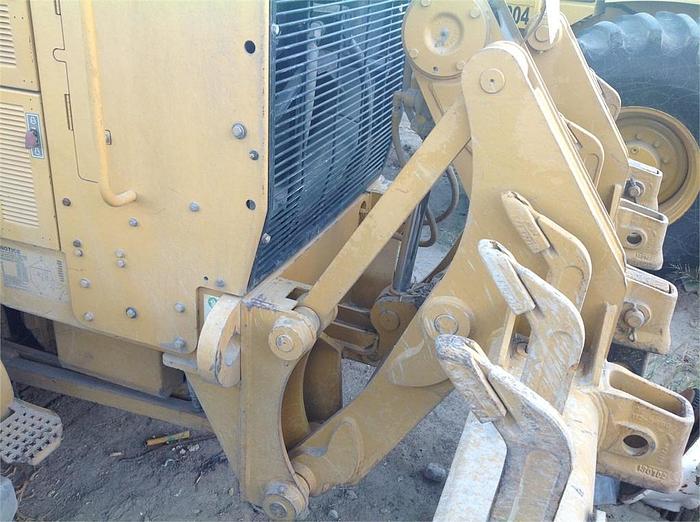 Used 2006 CATERPILLAR 140H - MOTOR GRADERS