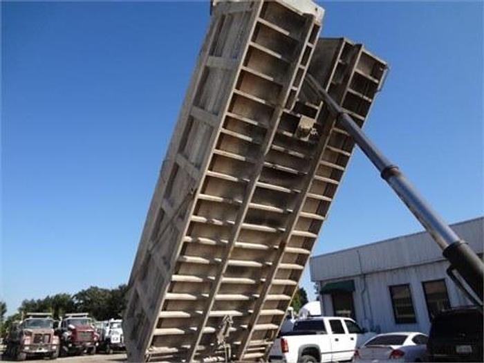 Used 1995 KENWORTH T600 - DUMP TRUCK