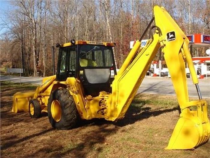 Used 1983 JOHN DEERE 510B - BACKHOES