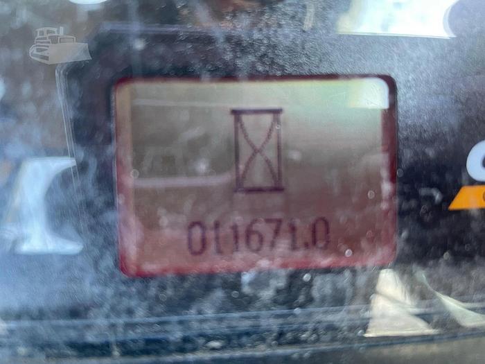 Used 2015 CASE 580 SN - BACKHOES