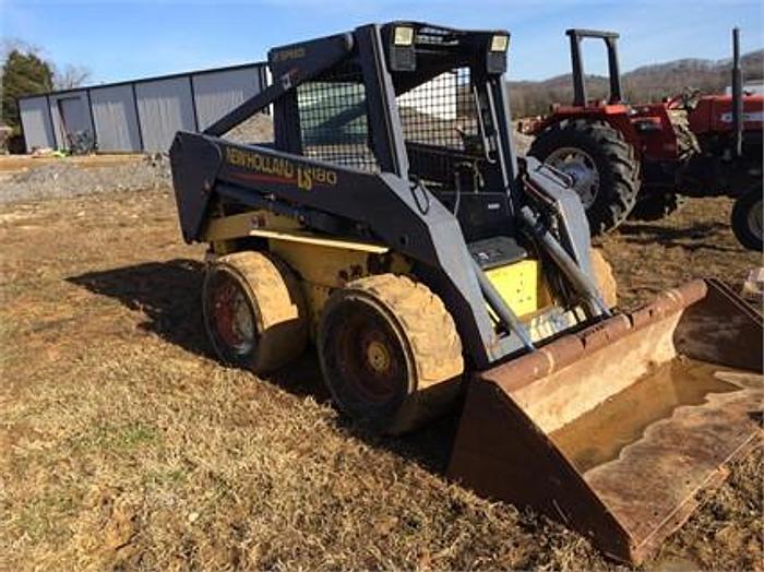 Used 2002 NEW HOLLAND LS180 - SKID STEER LOADERS