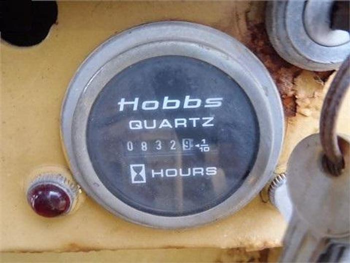 Used GROVE 68 - CRANES