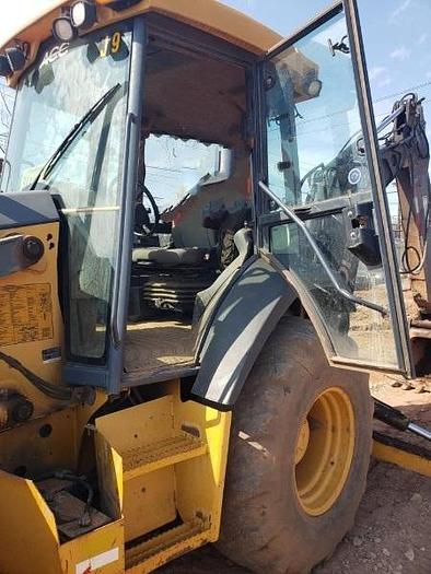 Used 2010 JOHN DEERE 410J - BACKHOES