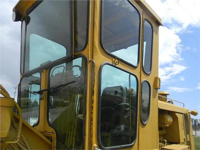 Used 1974 CATERPILLAR 12G - MOTOR GRADERS