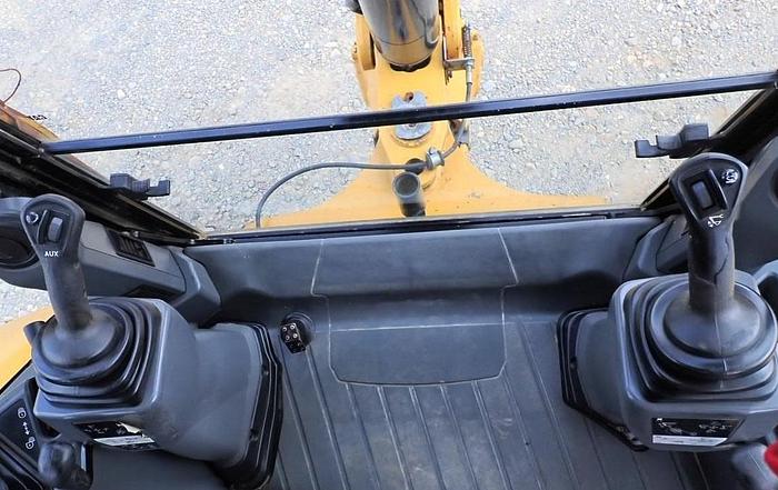 Used 2018 CATERPILLAR 430 F2 - BACKHOES