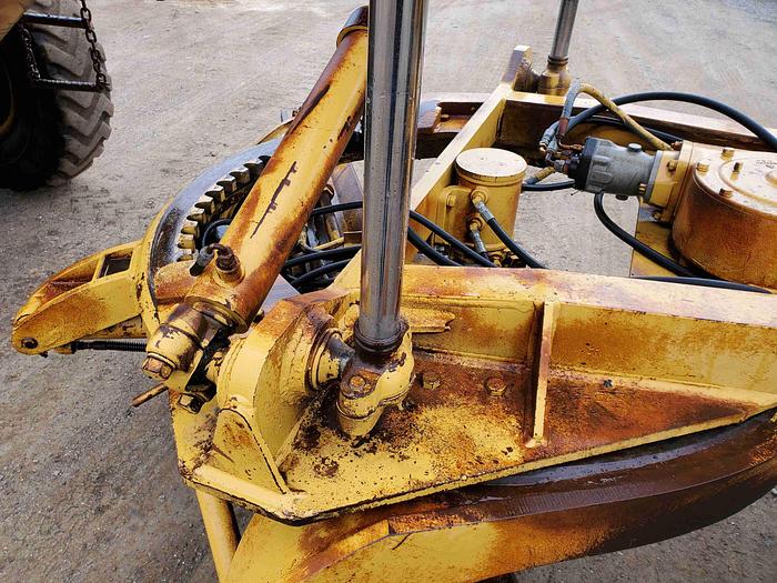Used 1974 CATERPILLAR 12G - MOTOR GRADERS