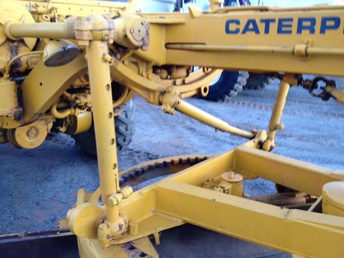 Used CATERPILLAR 12 - MOTOR GRADERS