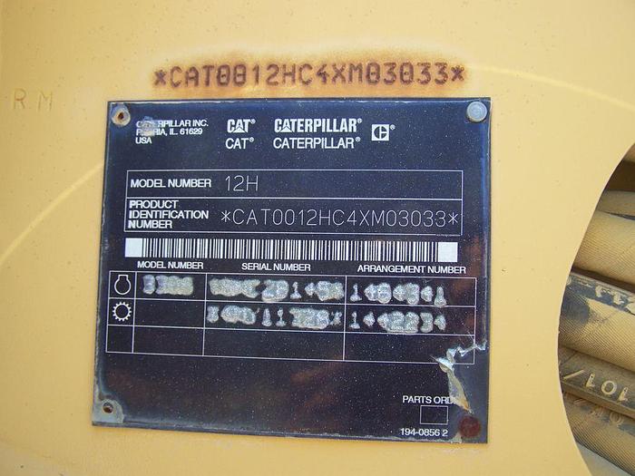 Used 2001 CATERPILLAR 12H - MOTOR GRADERS