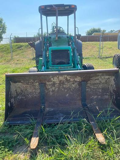 Used 1999 NEW HOLLAND 555E - BACKHOES