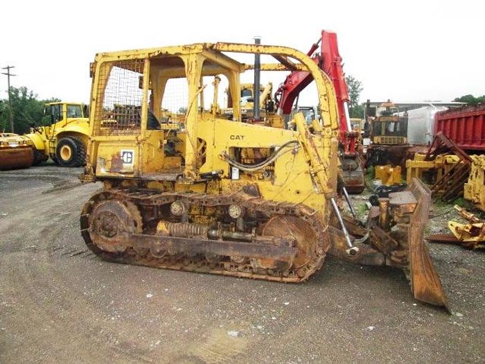 Used 1983 CATERPILLAR D4E - CRAWLER TRACTORS