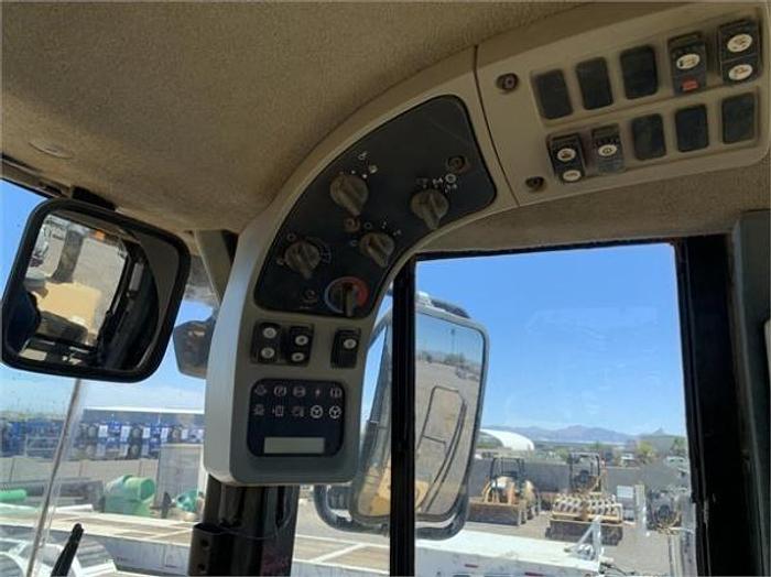 Used 2009 CATERPILLAR 966H - WHEEL LOADERS