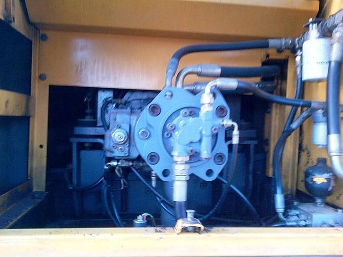 Used 2004 VOLVO EC240 - EXCAVATORS