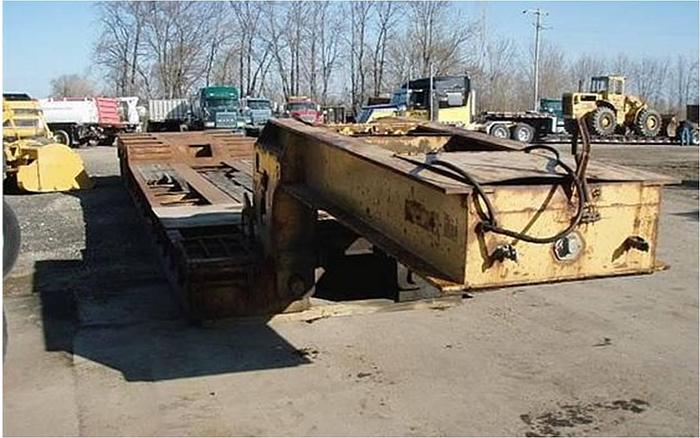 Used 1980 TRANSPORT TRI-AXLE - LOWBOYS