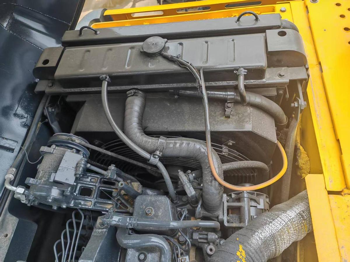 Used 2001 VOLVO EW170