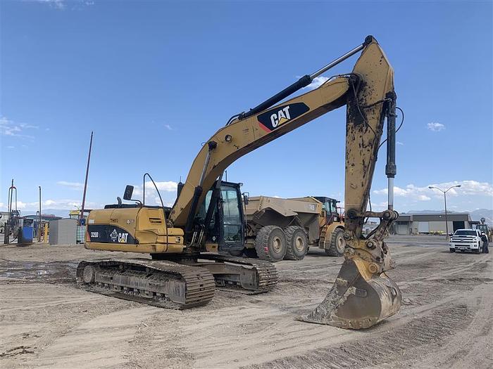 Used 2012 CATERPILLAR 320D - EXCAVATORS