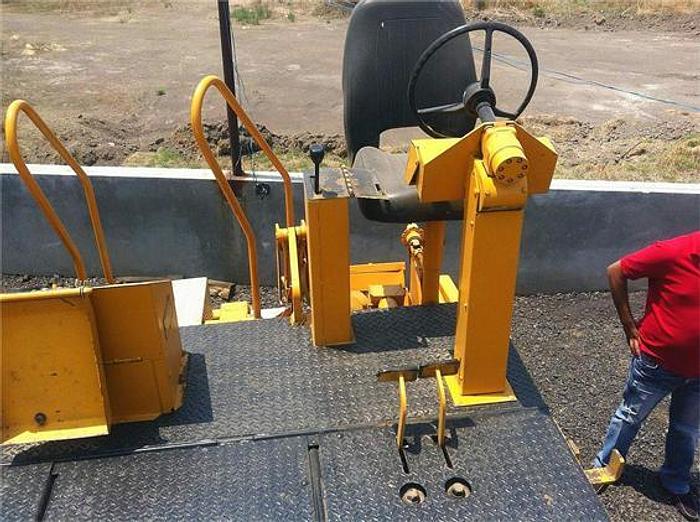 Used 1993 BLAW-KNOX PF200B - PAVING EQUIPMENT